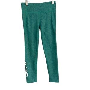 Outdoor Voices 3/4 Cropped Green‎ Leggings With Logo SZ XS